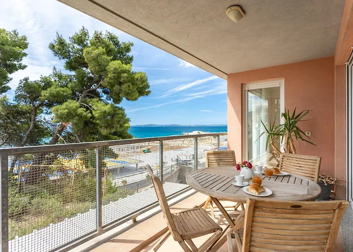 Azure Horizon - Sea View&free Parking Appartement