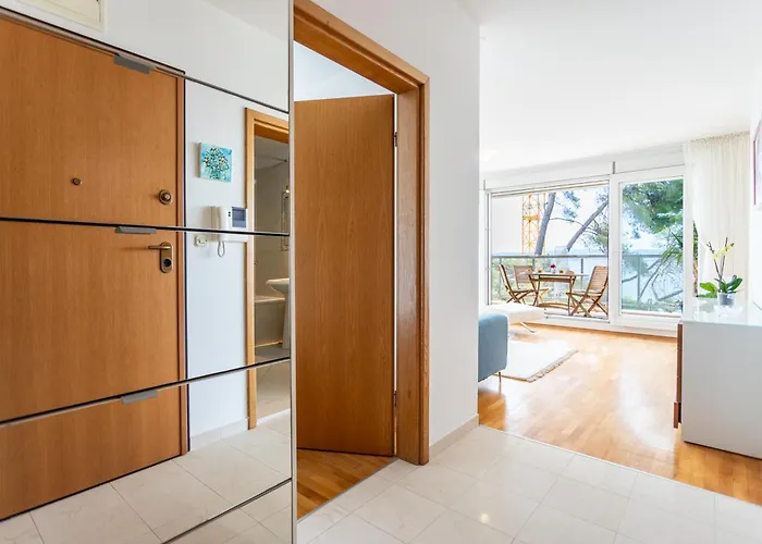 Azure Horizon - Sea View&free Parking Appartement *
